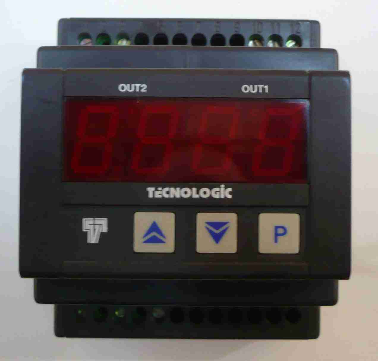 Контроллер THP 35 (на 1 датчик RTC, 220 в) Tecnologic Фирма Ён Сыктывкар